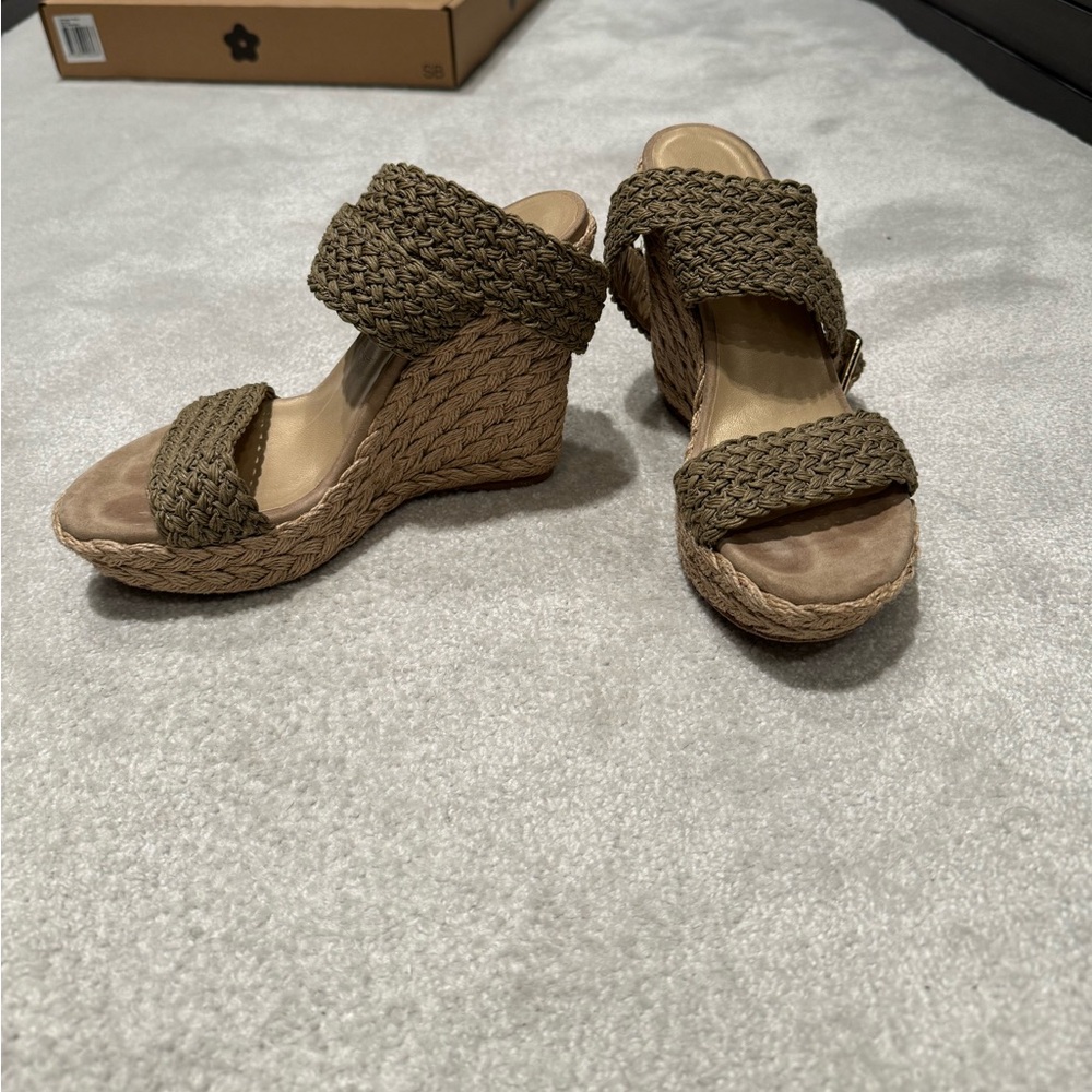 COPY - Stuart Weitzman Wedged